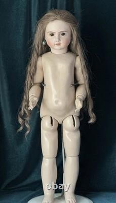 Vintage Reproduction of Antique French Andre Thuillier A. 14. T. 26 Doll