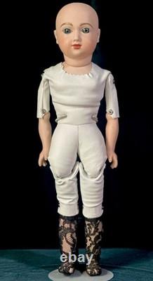 Vintage Reproduction of Antique French Andre Thuillier A. T. 18 Doll