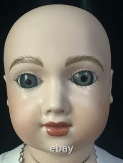 Vintage Reproduction of Antique French Andre Thuillier A. T. 18 Doll