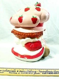 Vintage Strawberry Shortcake 1983 Ceramic Cookie Jar