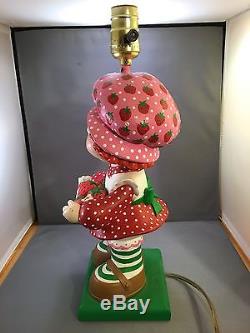 Vintage Strawberry Shortcake Lamp Ceramic Superior Statuary 1981 Child Decor