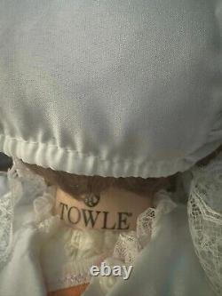 Vintage'Towle' Porcelain Christening Baby Doll 18