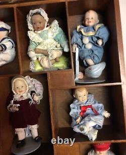 Vintage Wall Mount Shelf With Porcelain Dolls. Collectible Dolls Size 7