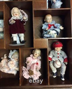 Vintage Wall Mount Shelf With Porcelain Dolls. Collectible Dolls Size 7