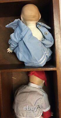 Vintage Wall Mount Shelf With Porcelain Dolls. Collectible Dolls Size 7