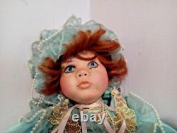 Vintage Welden Museum Little Miss Powder Puff doll Rustie 24 Realistic LE 5000