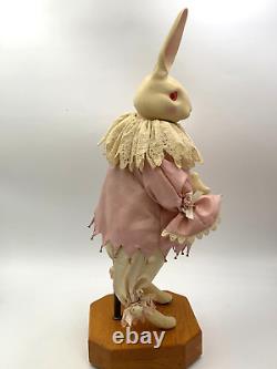 Vintage Wendy Brent Jestebelle Bunny Rabbit Porcelain Holding Bear Musical 1986