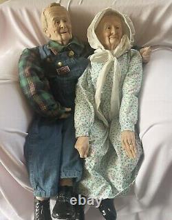Vintage William Wallace Jr Grandma & Grandpa Country Farmer Porcelain Dolls