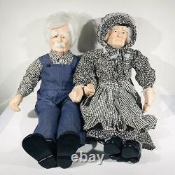 Vintage William Wallace Jr Grandma & Grandpa Porcelain Doll 31 Excellent