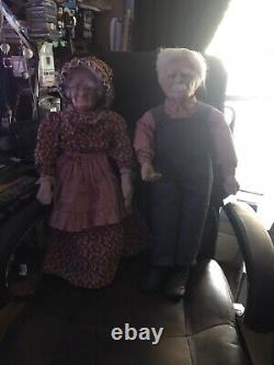 Vintage William Wallace Jr Grandma & Grandpa Porcelain Dolls-28 Inches