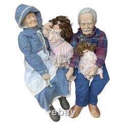 Vintage William Wallace Jr Grandma & Grandpa Porcelain Dolls withGranddaughters