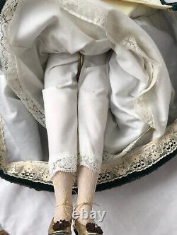 Vtg 22 Mary Queen of Scots Bisque Doll of The Royal Collection by Susan Dunham