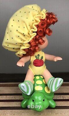 Vtg DANBURY MINT Strawberry Shortcake APPLE DUMPLING Porcelain Doll 2004 Turtle