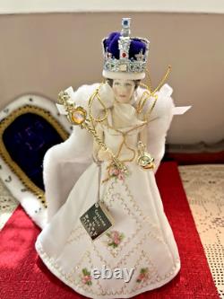 Vtg Peggy Nisbet 1984 House of Nesbit LE Queen Elizabeth Porcelain Doll Figurine