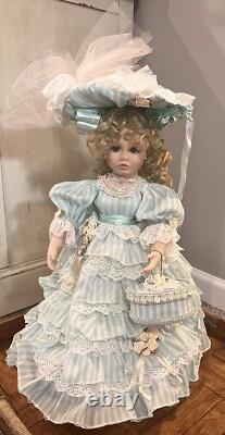 World GalleryMELANYPorcelain DollPatricia LovelessBOX & COA#313/2000 20