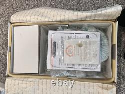 World GalleryMELANYPorcelain DollPatricia LovelessBOX & COA#313/2000 20