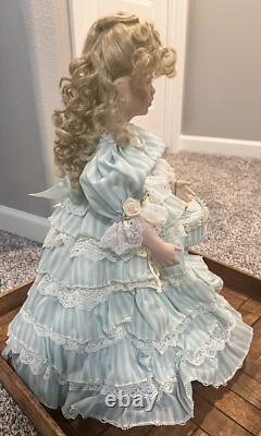 World GalleryMELANYPorcelain DollPatricia LovelessBOX & COA#313/2000 20