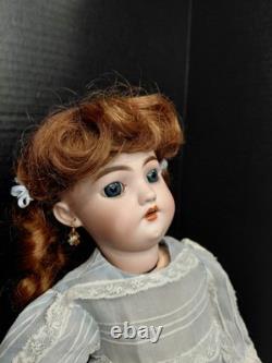 18 Simon & Halbig DEP 1039 Tête en Bisque aux Yeux Amandes sur Corps Allemand Ancien