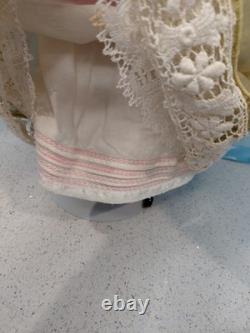 18 poupées vintage en porcelaine bisque, belle robe