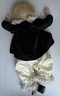 1993 Vtg Original Lee Middeton Tenderness Porcelain Petite Pierrot Bébé Poupée 22 pouces