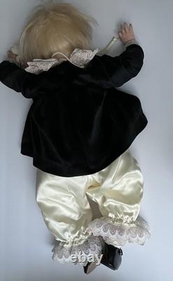 1993 Vtg Original Lee Middeton Tenderness Porcelain Petite Pierrot Bébé Poupée 22 pouces