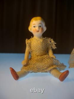 2 Poupées de Maison de Poupée en Porcelaine All-Bisque Articulées Allemandes Limbach Antiques