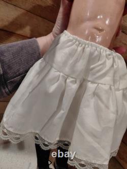 20 AM Floradora Tête de Socket Parfaite en Bisque avec Costume Merveilleux