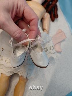 20 H. W & Co Fabriqué en Allemagne A. M. 5 Bisque Impeccable sur un Grand Ancien Corps