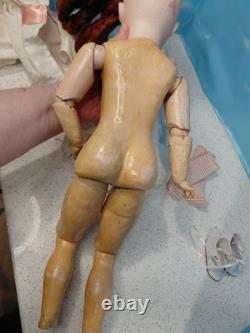 20 H. W & Co Fabriqué en Allemagne A. M. 5 Bisque Impeccable sur un Grand Ancien Corps