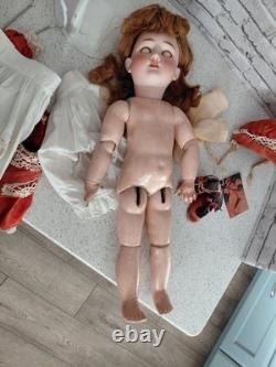 20 Walklure Parfait Bisque Sur Corps Jumeau