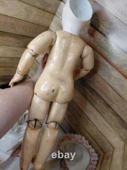 21 Étienne Denamur 9 Bouche fermée en biscuit français, costume incroyable