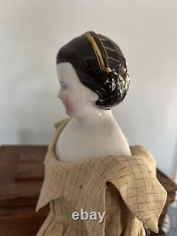 21 Rare Antique Kestner, Alice au pays des merveilles Tête en porcelaine avec snood en or c. 1860