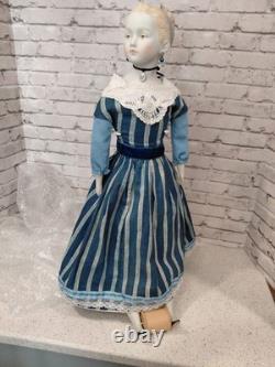 21 poupée Clarmaid à tête en bisque, jolie robe 21 poupée Clarmaid à tête en bisque, jolie robe