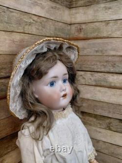 23 1923 Schoneau Hoffmeister PB Allemand Bisque, Magnifique Costume