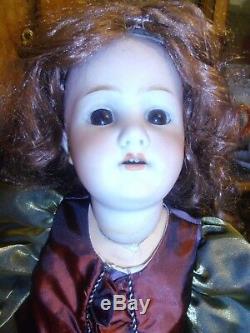 23 Antique Heubach Koppelsdorf Allemagne Bisque / Porcelaine Head Doll