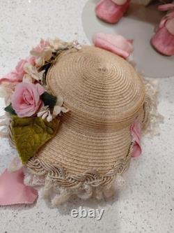 23 Heubach Kopplelsdorf 250.5 Bisque parfait allemand Fab costume et chapeau