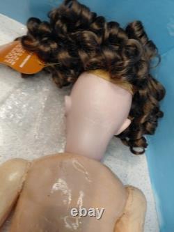 24 Poupée Antiques Heubach Koppelsdorf 250-6 Magnifique Robe en Broderie Blanche