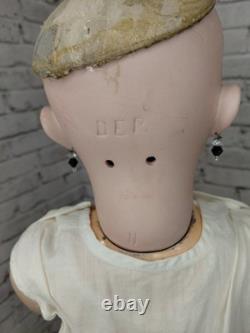 24 Tête Jumeau en biscuit impeccable, robe française ancienne