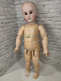 24 Tête Jumeau en biscuit impeccable, robe française ancienne