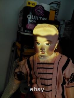 24 Tête Jumeau en biscuit impeccable, robe française ancienne