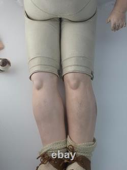 À réparer : poupée allemande des années 1880, 27, Armand Marsielle 370 AM 9DEP, yeux dormeurs et vêtements