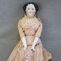 Allemagne Chine Tête de Poupée Époque de la Guerre Civile Corps en Tissu avec Teinte Rose Jambes TLC 19