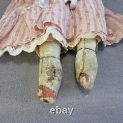 Allemagne Chine Tête de Poupée Époque de la Guerre Civile Corps en Tissu avec Teinte Rose Jambes TLC 19