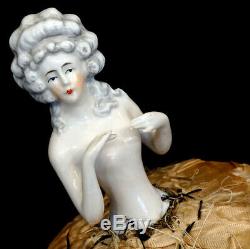 Allemand Anciennes Porcelaine Bisque Demi-doll Avec Pin Coussin Allemagne