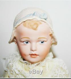 Antique 12 Reproduction Huebach Bonnet Bébé Jeannie DI Mauro Porcelain Doll