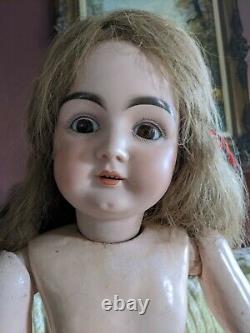 Antique 33 Allemand Kestner Porcelain Bisque Doll N 146 Avec Sous-vêtements