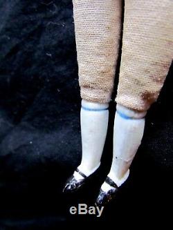 Antique Allemand 6.5 Porcelaine Dollhouse Doll House Fabriqué En Allemagne