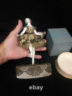 Antique Français Bonbonnière Avec Une Porcelaine Galluba Et Hoffman Ballerina Figure O