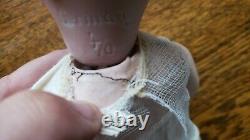 Antique Marqué Allemagne Bisque Porcelaine Jointed Miniature Baby Dollhouse