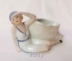 Baignoire Beauté Flapper Figurine Porcelaine Demi Poupée Pin Vase Pot Allemagne Vtg
